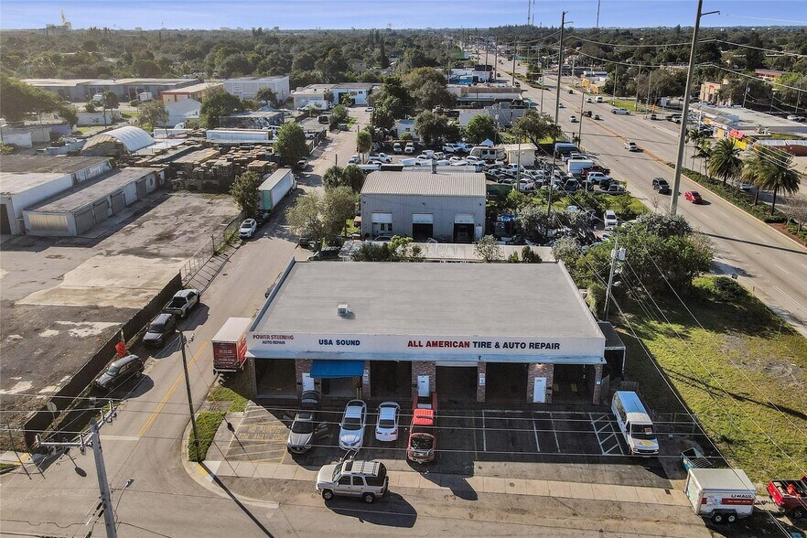 More Photos Of 5960-5992 SW 23rd St, West Park Showroom For Sale