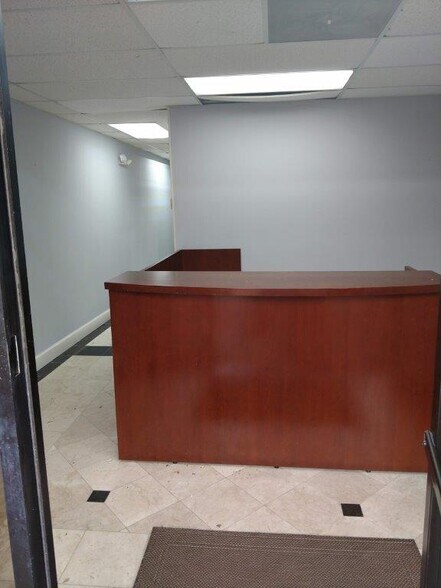 More Photos Of 2910 Cole Ct, Norcross Industrial For Sale