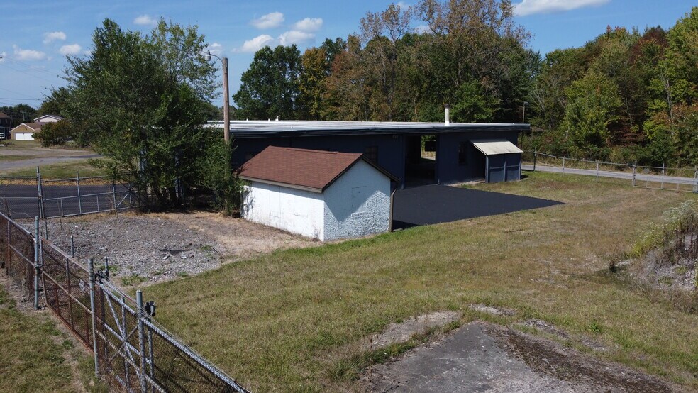 More Photos Of 10 Rhoda St, Farrell Flex For Lease