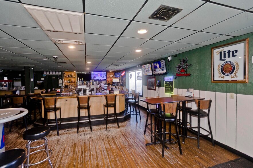 More Photos Of 1747-1755 Westover Rd, Chicopee Storefront For Sale