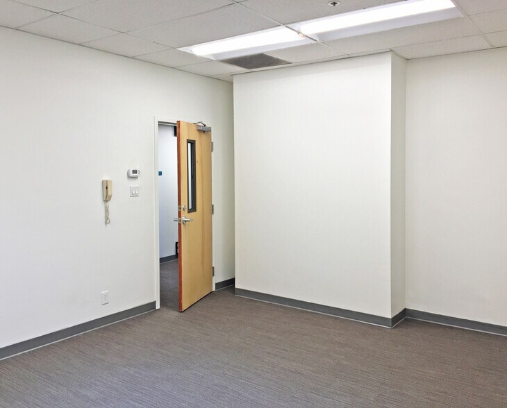 More Photos Of 1405-1417 Addison St, Berkeley General Retail For Lease