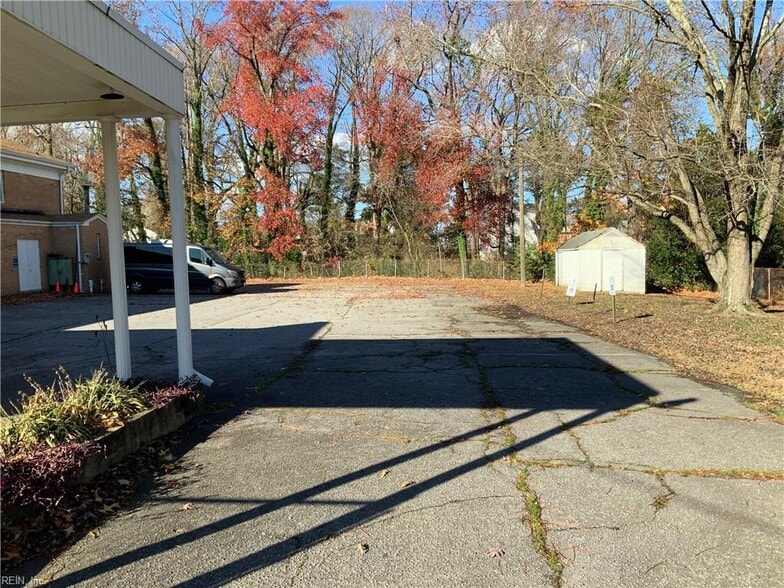 More Photos Of 4700 Little John Dr, Norfolk Religious Facility For Sale