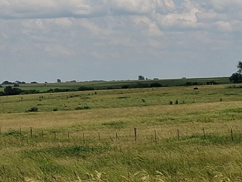 More Photos Of 6841 E US Highway 56, Overbrook Land For Sale