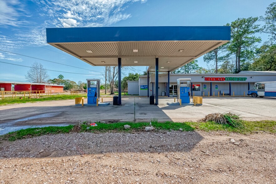 More Photos Of 4310 N Main St, Liberty Convenience Store For Sale