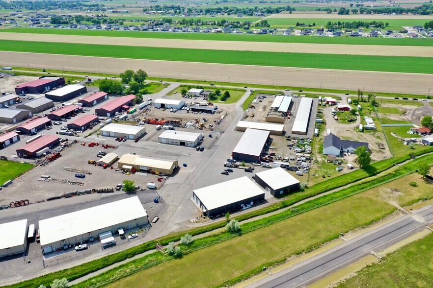 More Photos Of 6875 King Ave W, Billings Flex For Sale