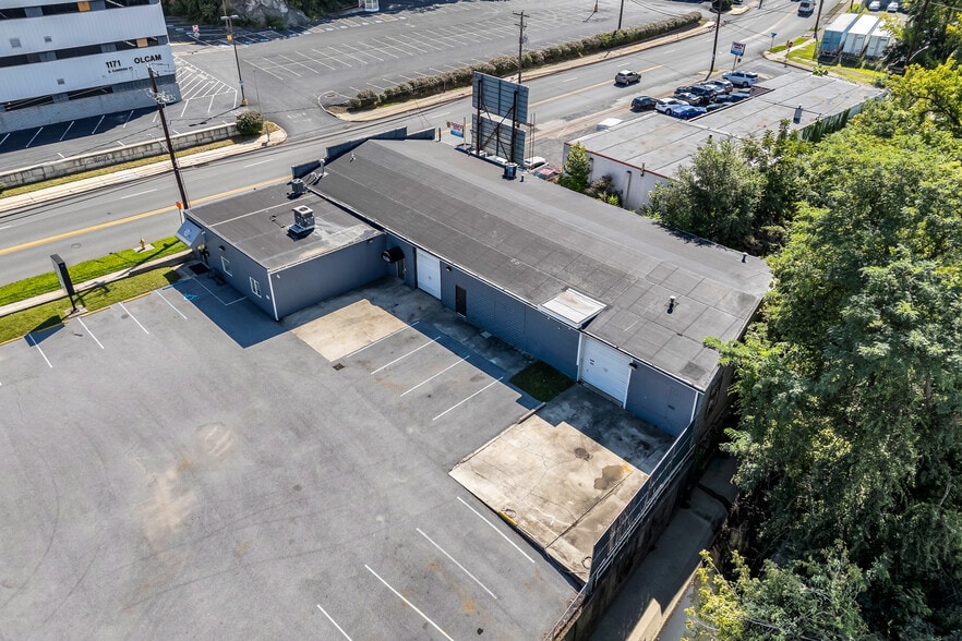 More Photos Of 1180 S Cameron St, Harrisburg Light Manufacturing For Sale