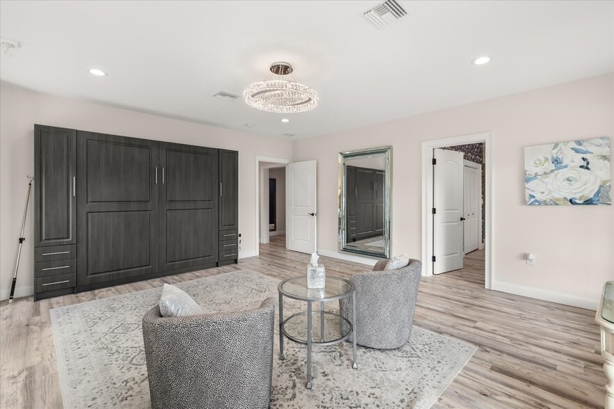 More Photos Of 455 Briar Patch Ln, Geneva Specialty For Sale