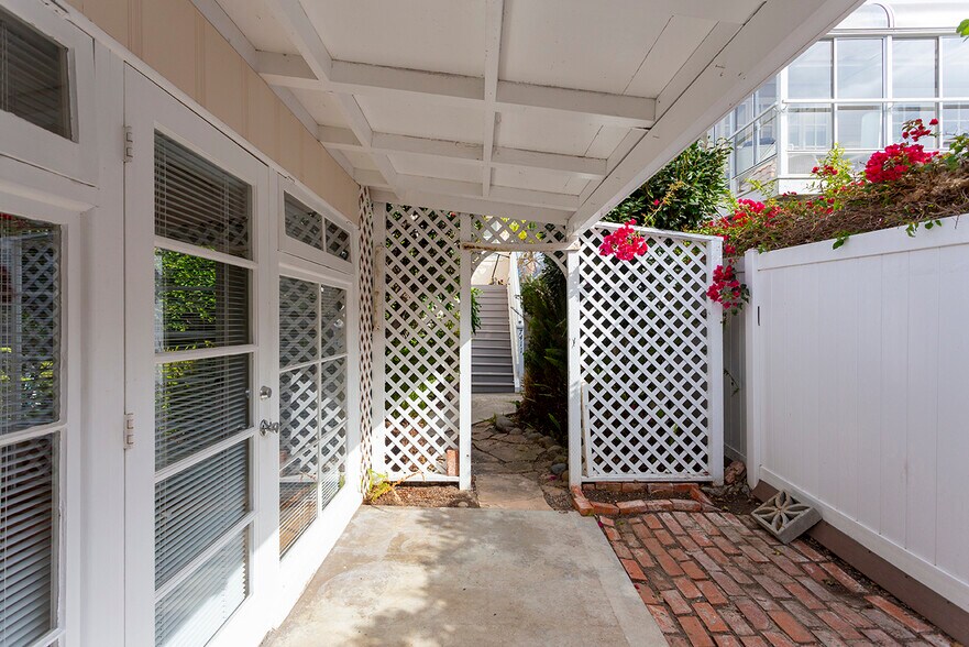 More Photos Of 7409-7415 Eads Ave, La Jolla Apartments For Sale