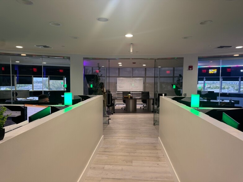 More Photos Of 9600 NW 25th St, Miami Loft Creative Space For Sale