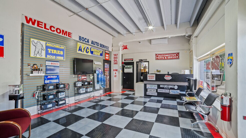 More Photos Of 303 NW 1st Ave, Boca Raton Warehouse For Sale