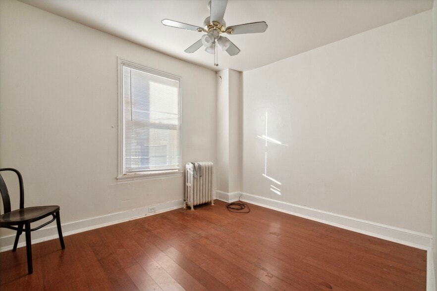 More Photos Of , Philadelphia Unknown For Sale