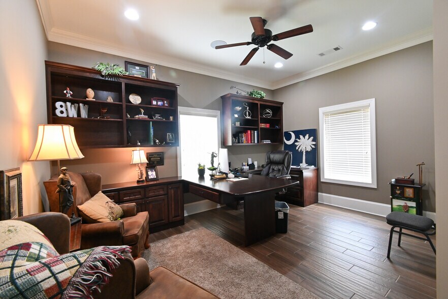 More Photos Of 150 Jw Plaza Dr SE, Calhoun Office For Sale