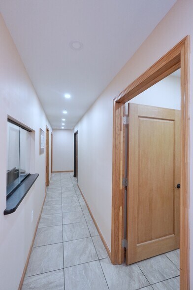 More Photos Of 1086 Forest Ave, Staten Island Medical For Lease