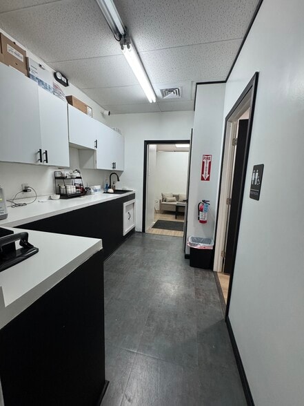 More Photos Of 4351 Murray Ave, Pittsburgh General Retail For Lease