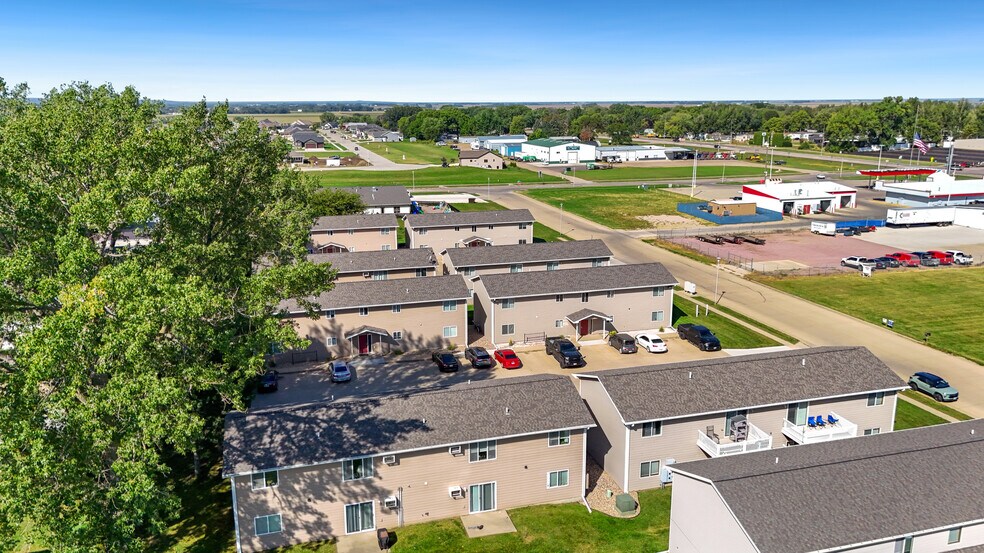 More Photos Of 1026 Cornell St, Vermillion Apartments For Sale