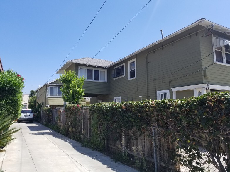 More Photos Of 1144 S Kingsley Dr, Los Angeles Apartments For Sale