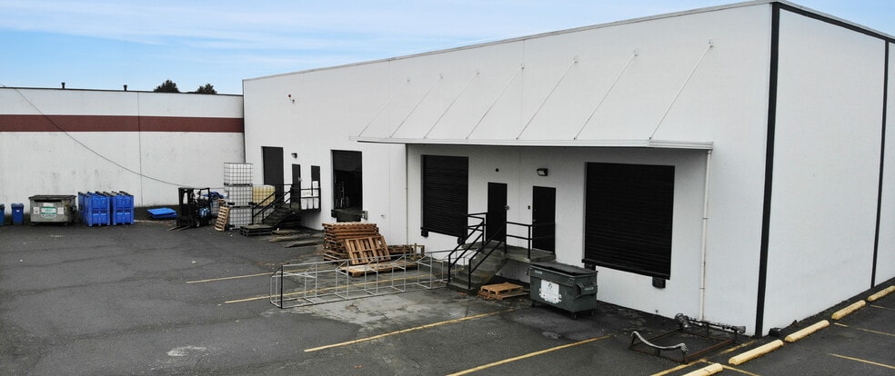 More Photos Of 11220 Horseshoe Way, Richmond Warehouse For Lease