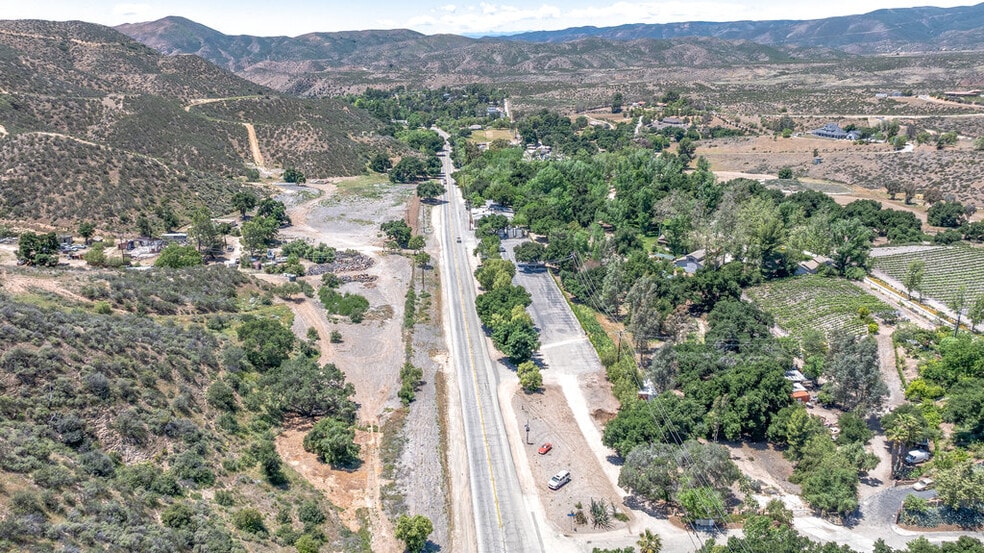 More Photos Of 12625 Sierra Hwy, Santa Clarita Restaurant For Sale