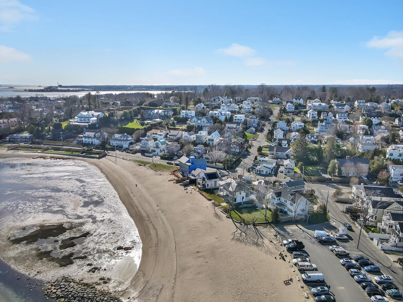 More Photos Of 222 Hillspoint Rd, Westport Restaurant For Lease