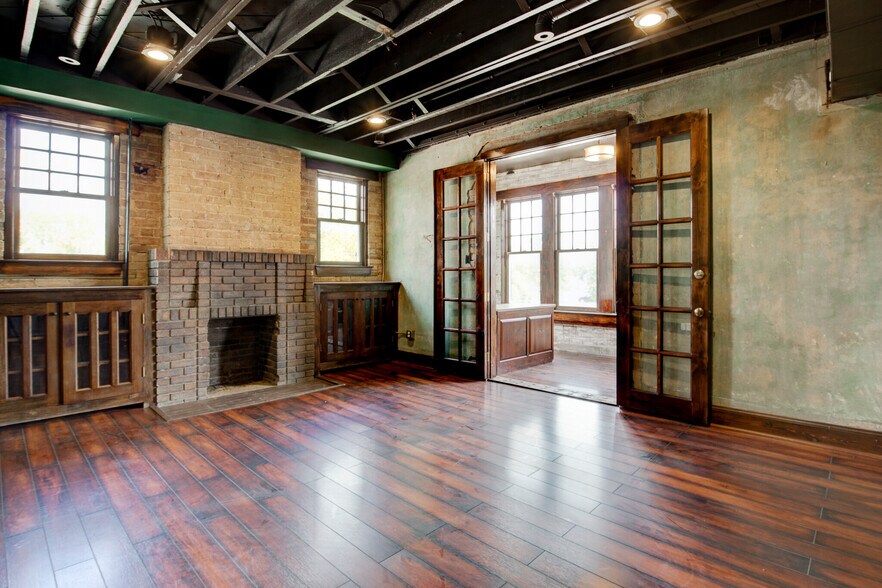 More Photos Of 1200 W Magnolia Ave, Fort Worth Office For Lease