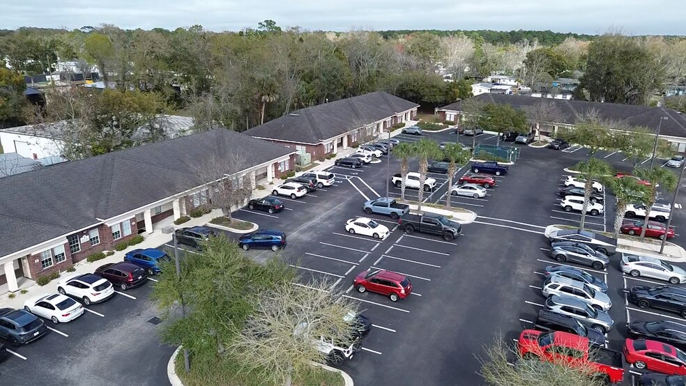 More Photos Of 13453 N Main St, Jacksonville Medical For Lease