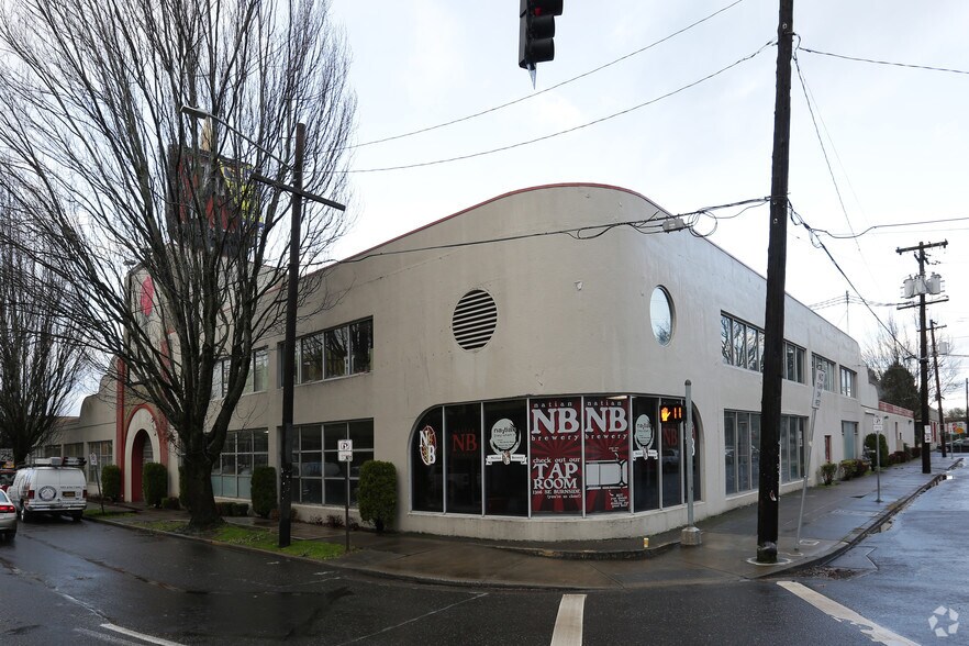 More Photos Of 1321 NE Davis St, Portland Unknown For Lease