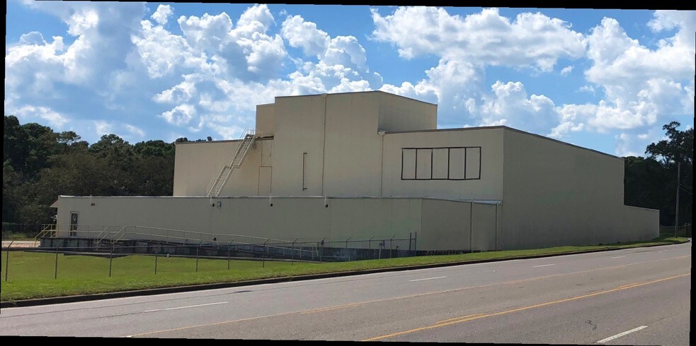 More Photos Of 6551 Moffett Rd, Mobile Industrial For Lease