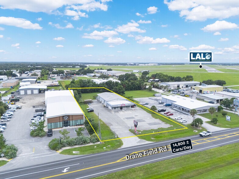 More Photos Of 2910 Drane Field Rd, Lakeland Warehouse For Lease