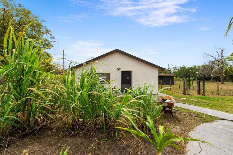 More Photos Of 2730 W Highland St, Lakeland Land For Sale