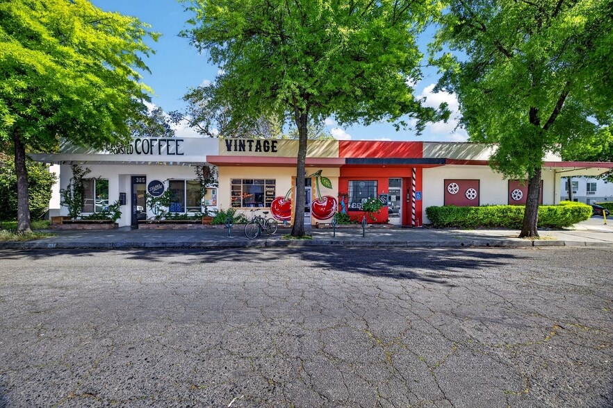 Primary Photo Of 351 E 6th St, Chico Movie Theatre For Sale