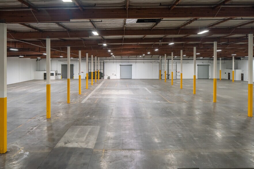 More Photos Of 11804 Wakeman St, Santa Fe Springs Manufacturing For Lease