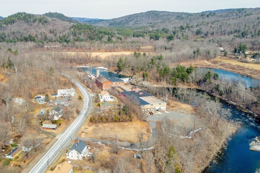 More Photos Of 1190 Huntington Rd, Huntington Manufacturing For Lease