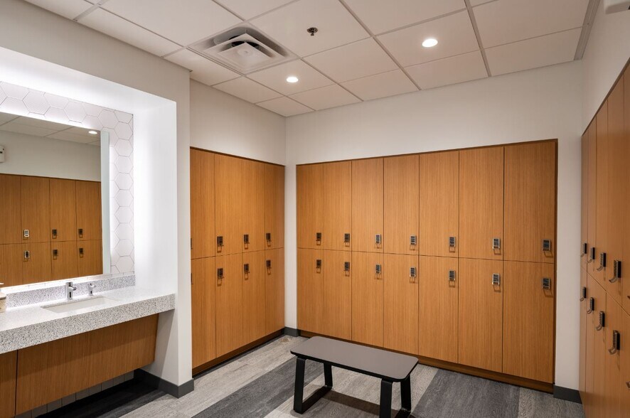 More Photos Of 20022 N 31st Ave, Phoenix Office For Lease