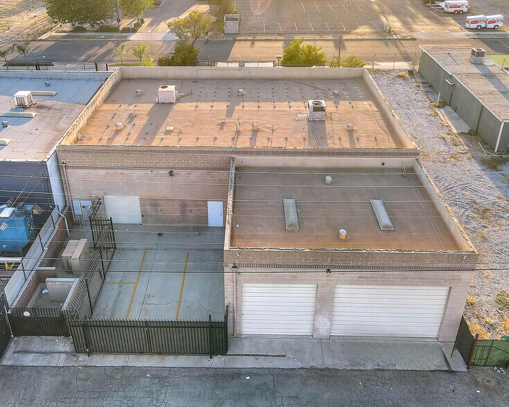 More Photos Of 229 S Olive Ave, Rialto Warehouse For Sale