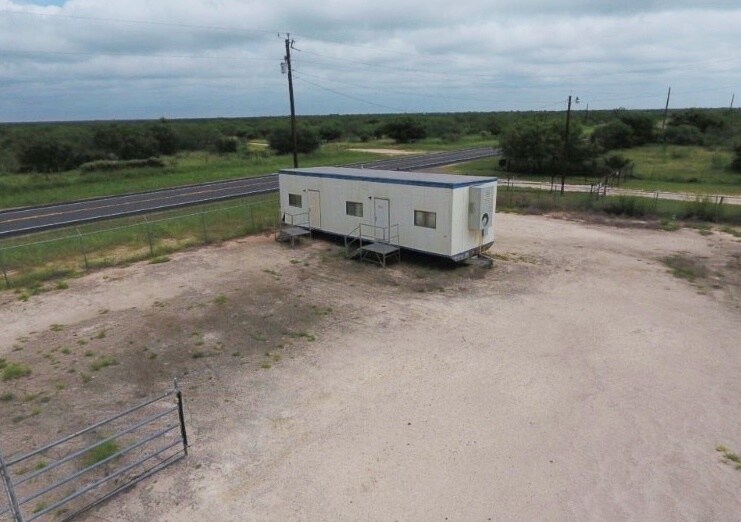 More Photos Of 1811 State Highway 16, Hebbronville Warehouse For Sale