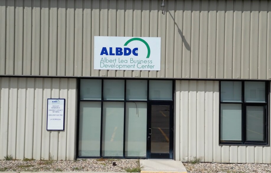 More Photos Of 2610 YH Hanson Ave, Albert Lea Warehouse For Lease