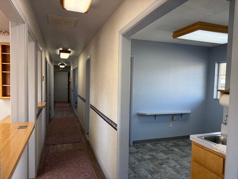 More Photos Of 40 N McDow St, Susanville Industrial For Sale