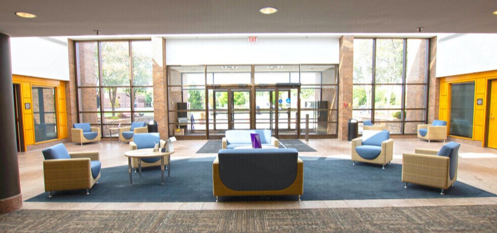 More Photos Of 5000 Brittonfield Pky, Syracuse Office For Sale