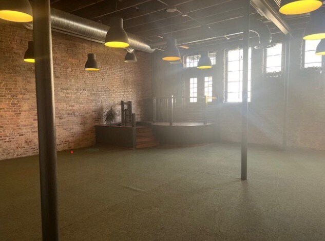 More Photos Of 218 N Court St, Florence Storefront Retail Office For Sale