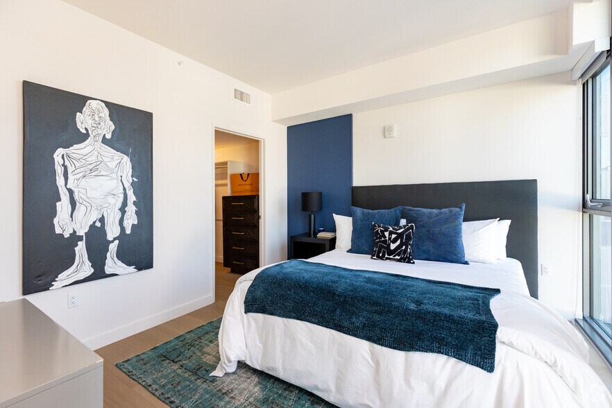 More Photos Of 2801 Sunset Pl, Los Angeles Apartments For Lease