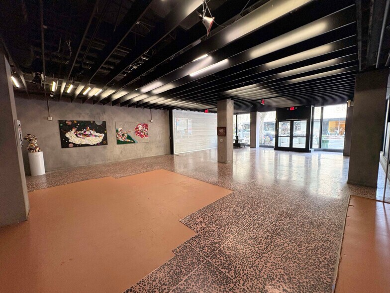More Photos Of 215 W 9th St, Los Angeles Apartments For Lease