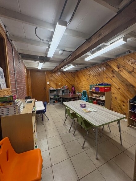 More Photos Of 3645 Oakmount Ave, Saint Louis Schools For Sale