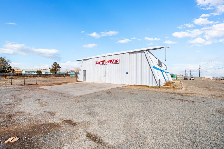 More Photos Of 990 S State Route 89, Chino Valley General Retail For Lease