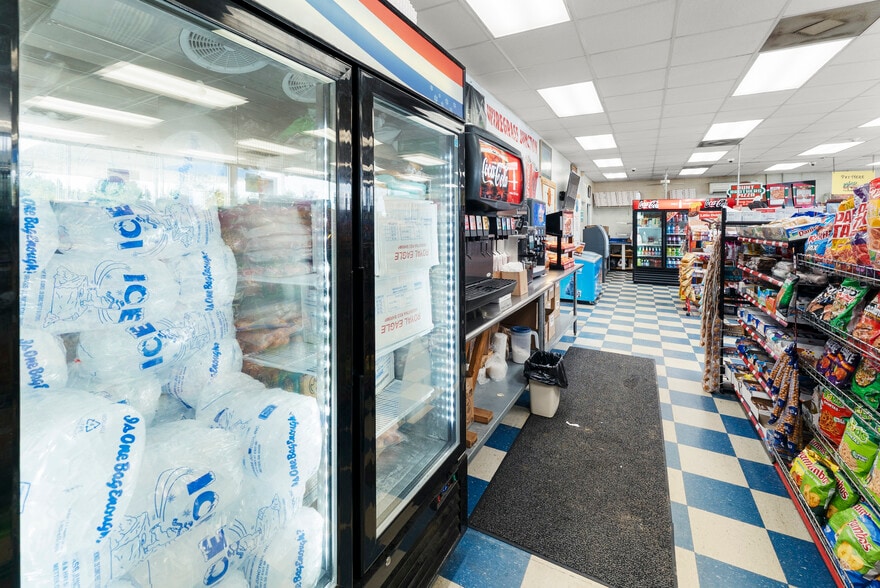 More Photos Of 26127 GA Highway 57 S, Metter Service Station For Sale