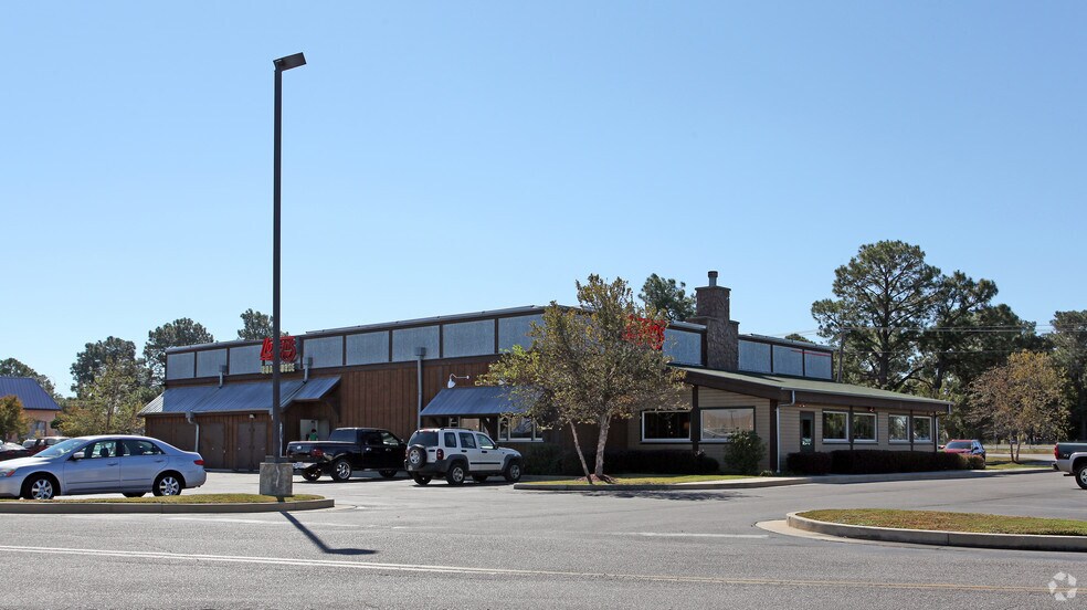More Photos Of 3250 Airport Blvd, Mobile Unknown For Lease