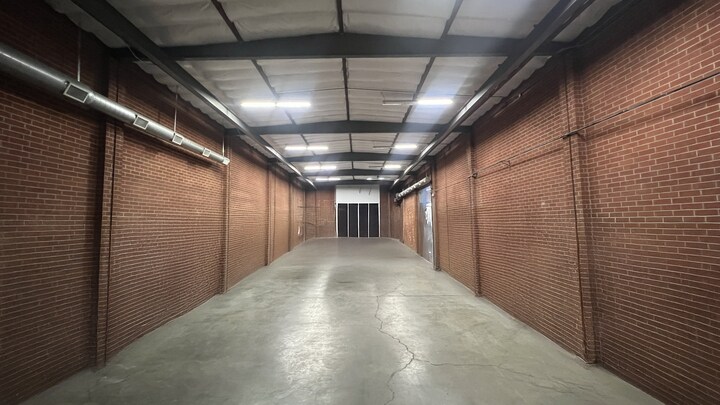 More Photos Of 1349 Channing St, Los Angeles Warehouse For Lease