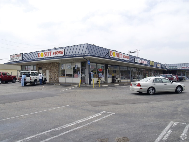 More Photos Of 5952 Westminster Blvd, Westminster General Retail For Lease