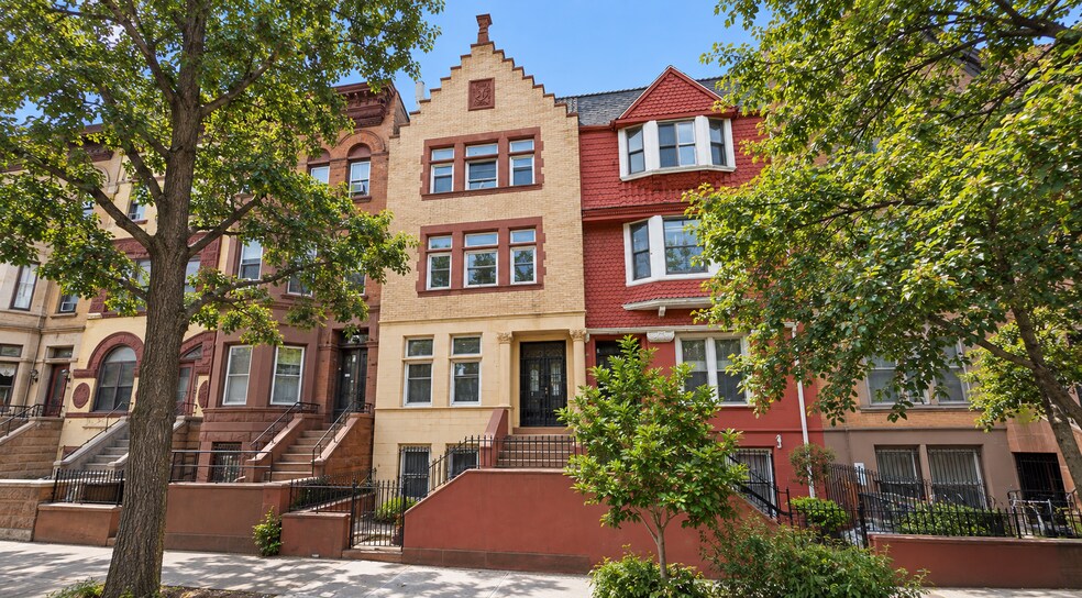Primary Photo Of 1182 Dean St, Brooklyn Apartments For Sale