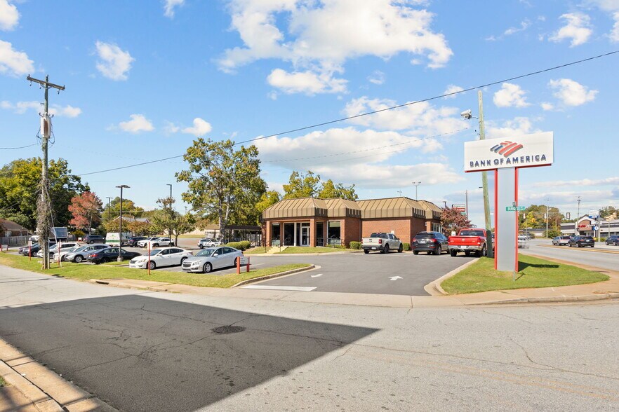 More Photos Of 1601 Poinsett Hwy, Greenville Land For Sale