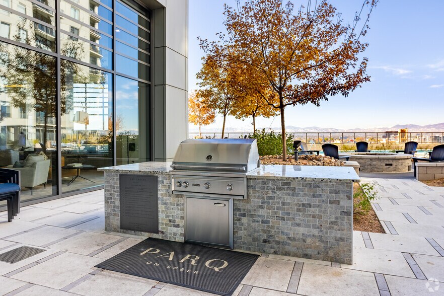 More Photos Of 909 Bannock St, Denver Apartments For Lease